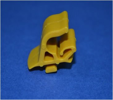 MOTOR KAPUT TEL DAYAMA PLASTİĞİ LINEA-AYHAN-51820306