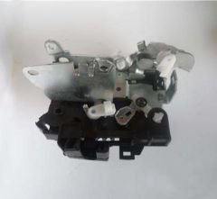 ÖN KAPI KİLİDİ MANUEL SAĞ CLIO 01-10-EGEKARAYEL 143-7700434713