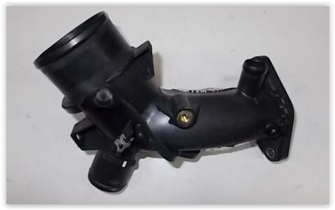 KOMPRESÖR HORTUMU MGN III-FLUENCE-CLIO IV-KADJAR-CAPTUR-LODGY 1.5DCİ 90BG-OEK 165763328R-165763328R-165764902R