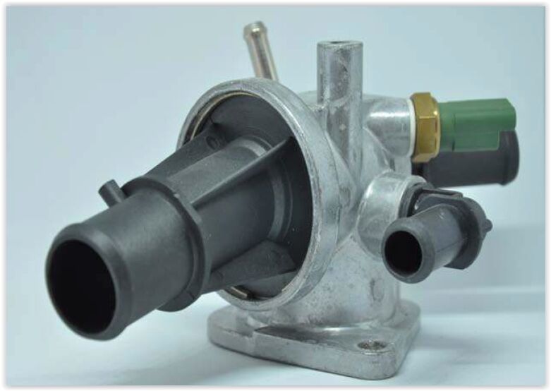 TERMOSTAT 88C KOMPLE MÜŞÜRLÜ ALBEA-DOBLO-PALIO-PUNTO-PANDA 1.3 CORSA C-COMBO-MERIVA-TIGRA-1.3CDTI-ELBA 860077-1338841-55180041-6338022-93177343