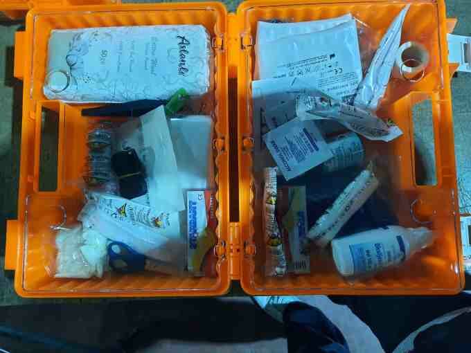 PLS. İŞYERİ İLKYARDIM SETİ LUX DUVARA MONTE EDİLEBİLİR HIRDAVAT-AUTO TSIY073-GZD111113