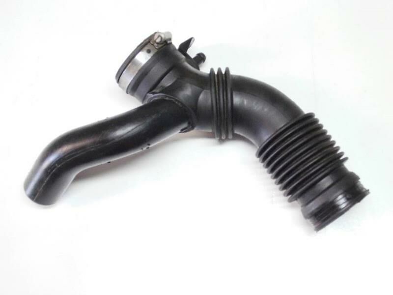 HAVA FİLİTRE BORUSU MGN II-SCENIC II K4M-MY 8200186822-8200186822
