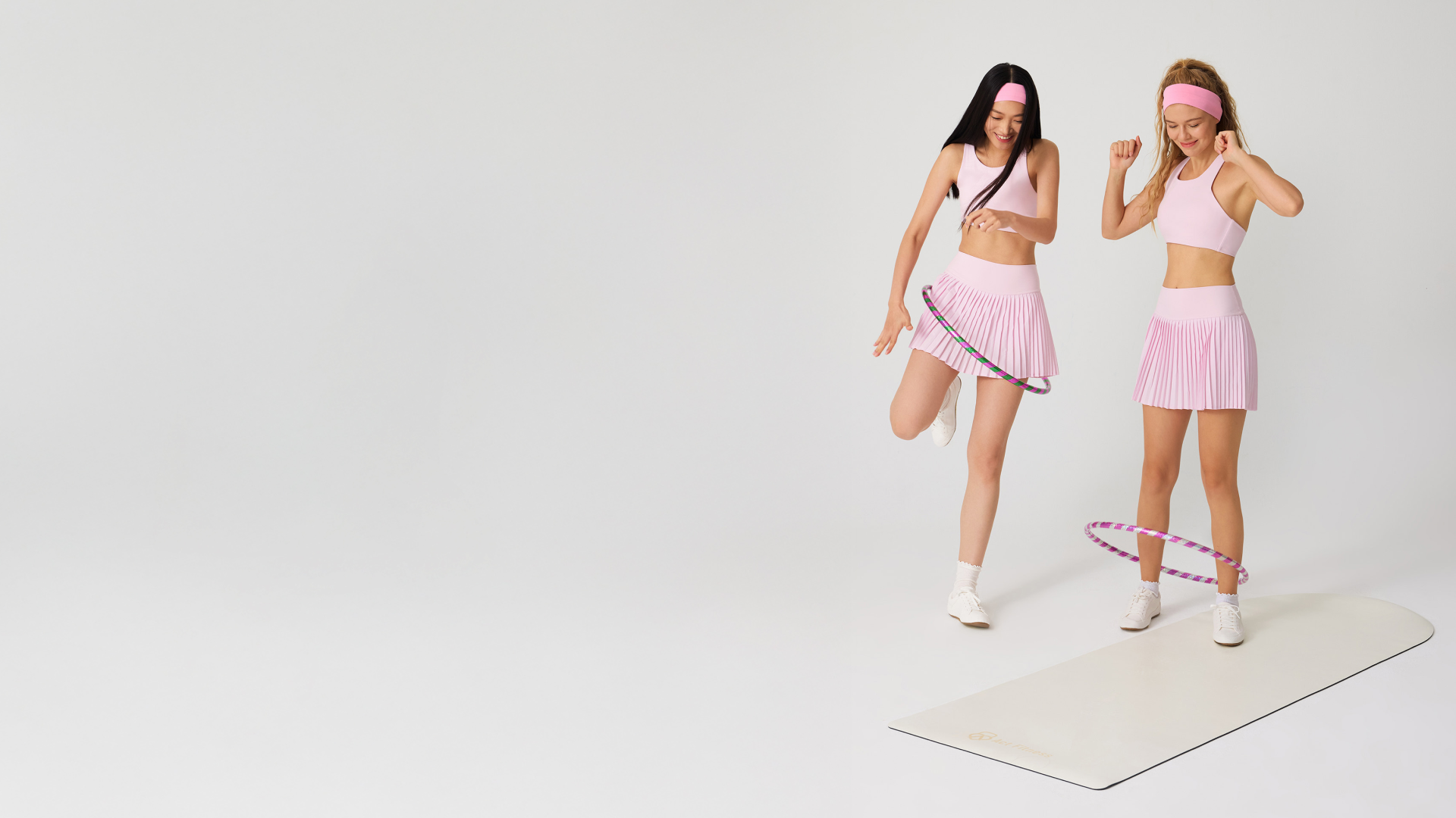 <span>Sport Just Got</span> </br>Stylish & Colorful</br>