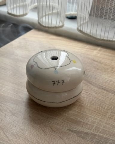 777 Manifest Tütsülük