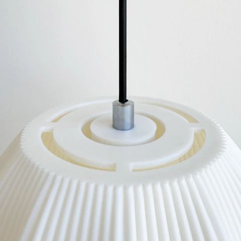 RHOIA GLOBE PENDANT LAMP