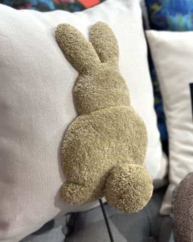 El Dokuması Tavşan Kırlent