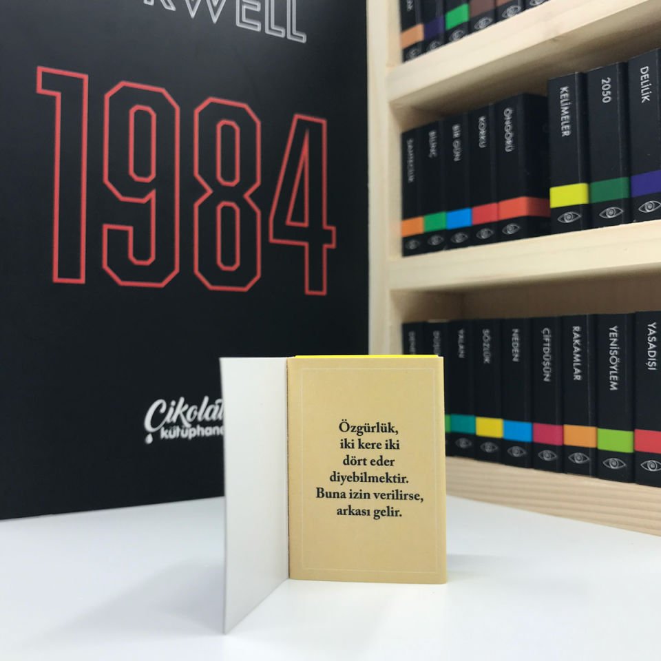 George Orwell 1984 Temalı Çikolata Kütüphanesi