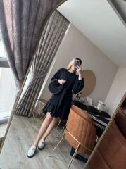 Siyah Volan Detaylı Kuşaklı Elbise