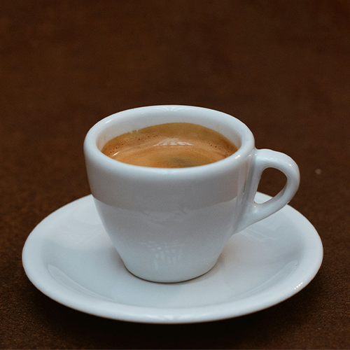 Mükemmel Espresso'nun Sırrı: Çekirdekten Fincana Kadar Her Detay