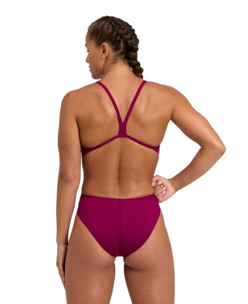 ARENA BAYAN YÜZÜCÜ MAYOSU WOMEN'S TEAM SWIMSUIT CHALLENGE SOLID 004766410 YZM UK BEDEN