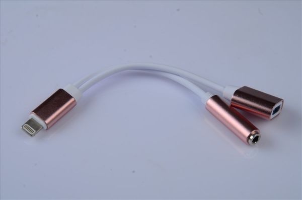 iPhone 7 ile Uyumlu Şarj AUX Bağlantı Kablosu Pembe A Kalite IPA-001