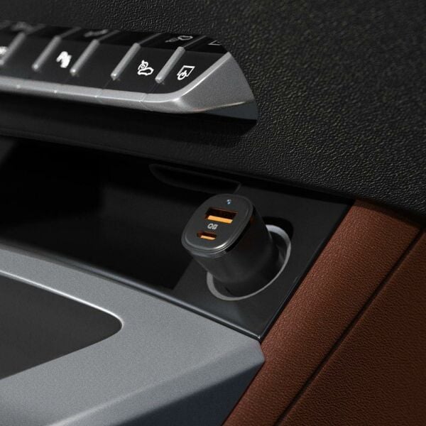 Spigen 48W USB-C 2 Port Araç içi Adaptör - Samsung PPS Destekli Hızlı Şarj Aleti iPhone & Android & iPad Type-C PD 3.0 30W + QC 3.0 18W