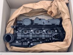 Крышка коромысла кузова Bmw 2 серии F45 Active Tourer Bmw Original Brand 11128511342