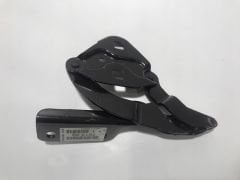 Peugeot 106 Правая петля капота Psa Brand 7913.29