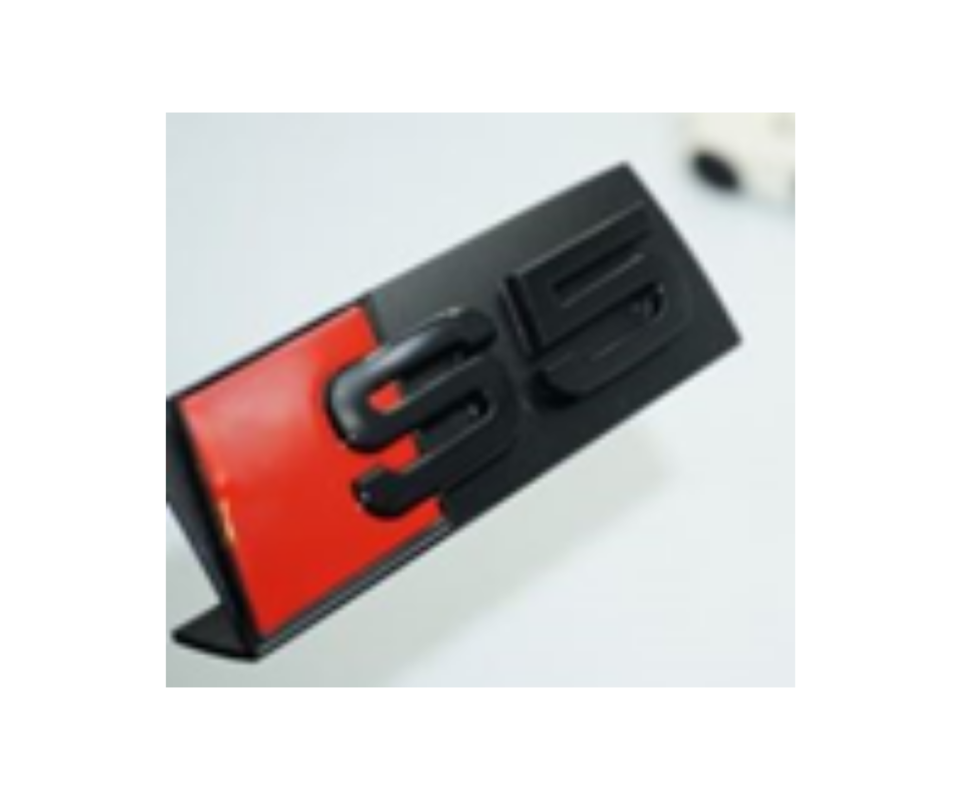 Audi S5 Yazısı Ön Panjur Siyah İthal Marka