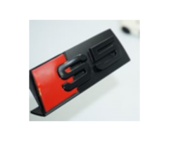 Audi S5 Yazısı Ön Panjur Siyah İthal Marka