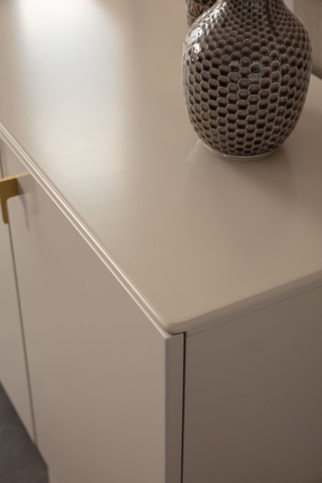 Tetra Modern Konsol