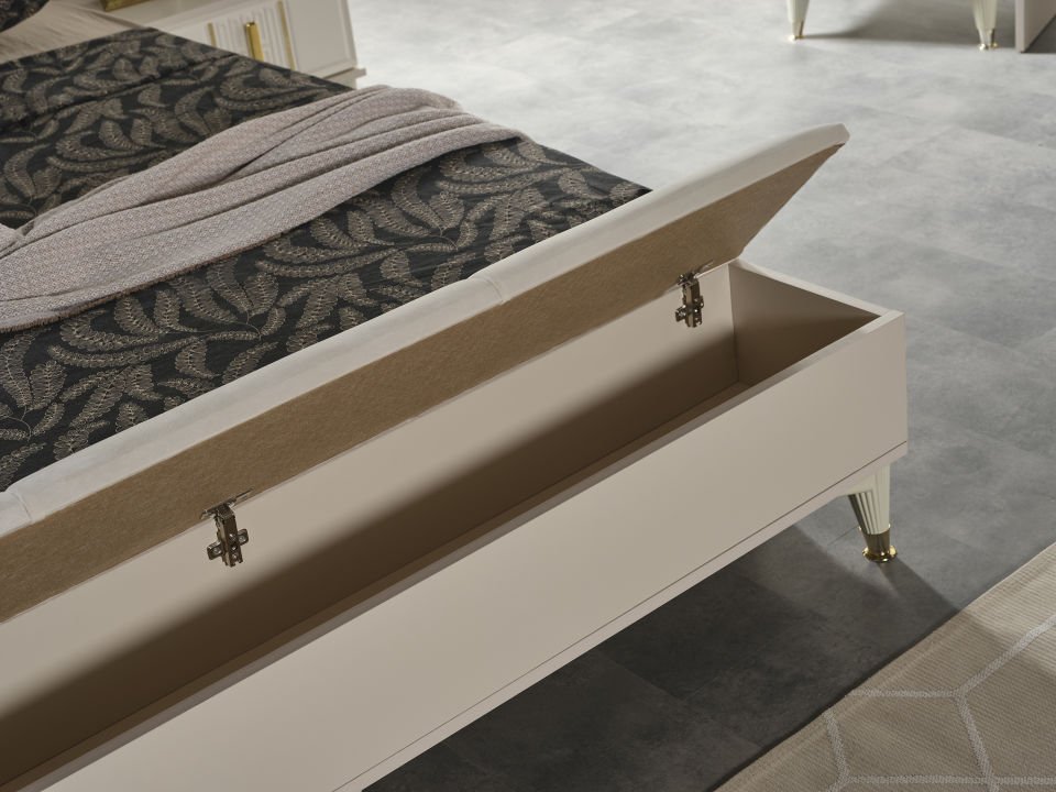 İnci Luxury Panolu Karyola