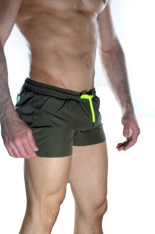 Mini-Shorts für Herren