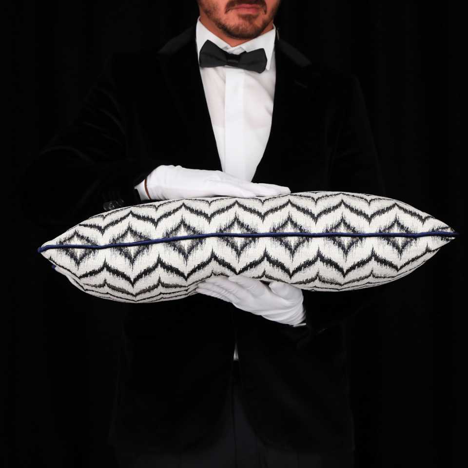Vicente Zigzag 35*65 Beyaz Viskon Kırlent