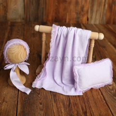 Lilac Hat, Blanket and Pillow Set