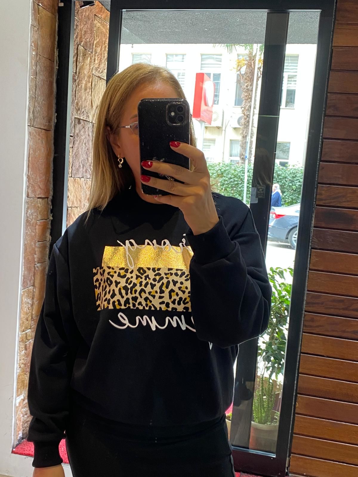 Leopar Desen Detaylı Sweatshirt Siyah