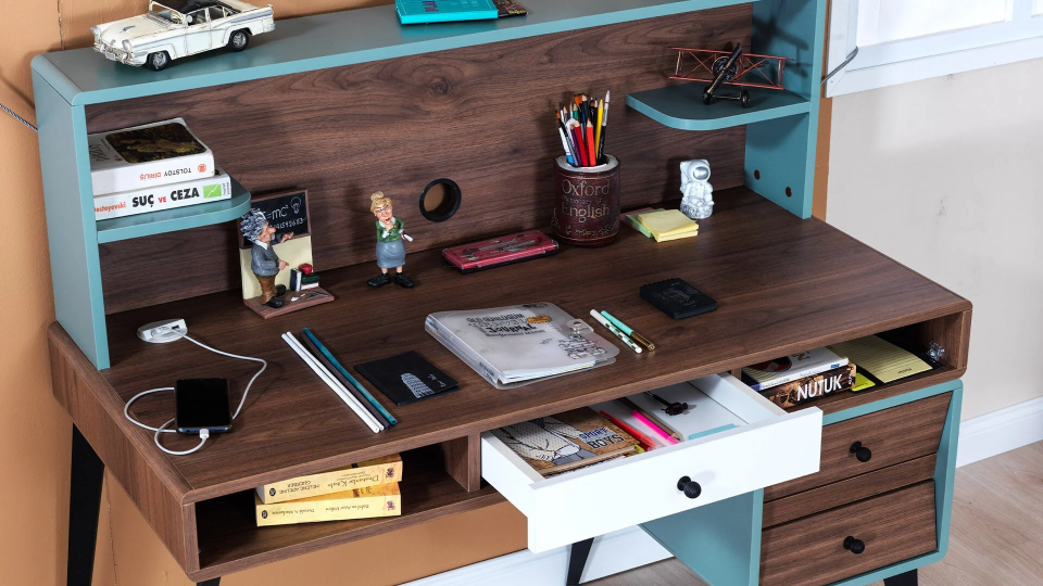 Kampüs Genç Odası (6 Parçalı)