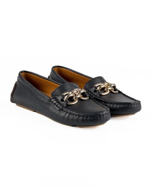 حذاء لوفر نسائي من الجلد الطبيعي باللون الأسود من Chios