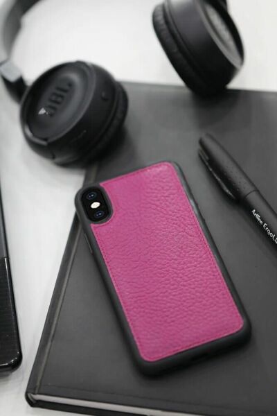 حافظة حماية من الجلد باللون الوردي المتربة لهاتف iPhone X / XS