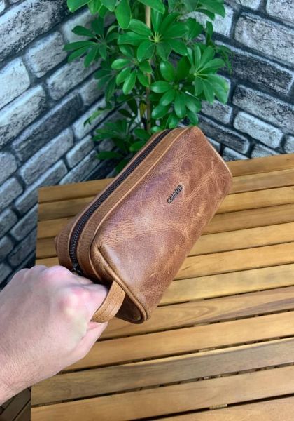 حقيبة يد جلدية للجنسين من Guard Antique Tan