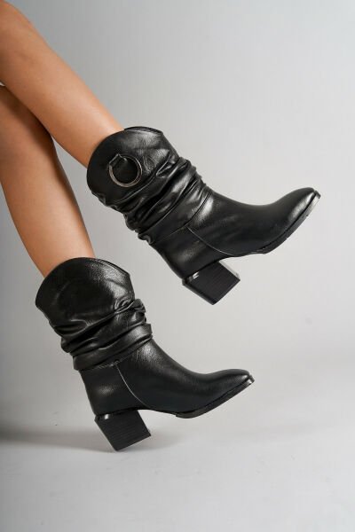 Women's Daily Gusseted Boots TR012K01A