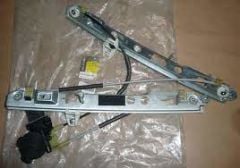 MEGANE 2 CAM KRİKOSU ÖN SAĞ ELEKTRİKLİ 8201264495