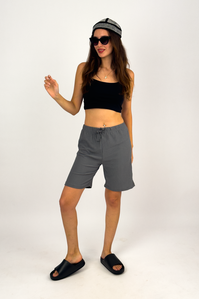 Betimoda Kadın Beli Lastikli Bol Paça Oversize Bürümcük Kumaş Şort Füme - M