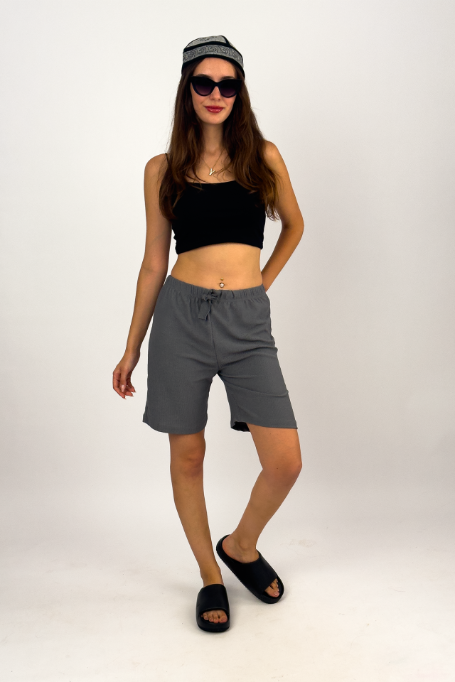 Betimoda Kadın Beli Lastikli Bol Paça Oversize Bürümcük Kumaş Şort Füme - L