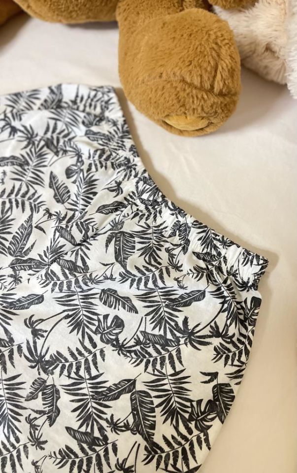 Kadın %100 Pamuklu Süprem Desenli Yumuşak Basic Mini Şort MS.Lacivert Dallı - XXL