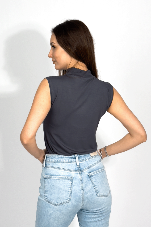 Kadın Sıfır Kol Yarım Balıkçı Yaka Body 1 Adet Füme - S/M