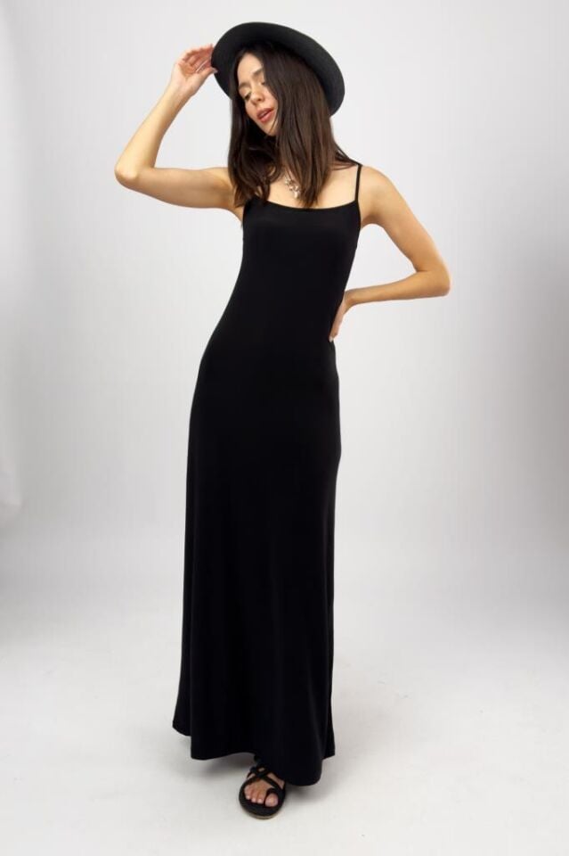 Kadın Maxi Sandy Kumaş İp Askılı Düz Renk Fitted/Vücuda Oturan Dar Esnek Rahat Saran Uzun Elbise SİYAH - XL