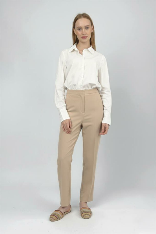 Kadın Yüksek bel Esnek/ Likralı Kumaş Havuç Kesim Pensli Pantolon