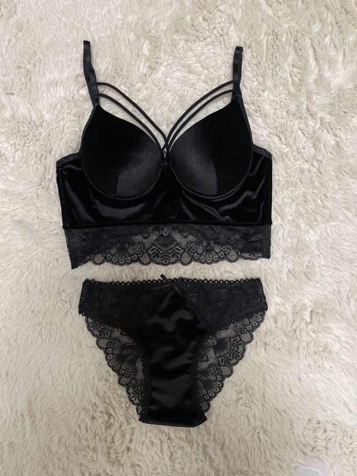 Kadın Destekli Kadife İpli Takım SİYAH - 75