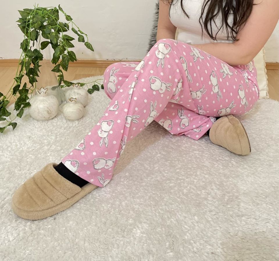 Betimoda Kadın Pijama Altı Kurdeleli Beyaz Siyah Kare Büyük Tavşan Pembe - 5XL
