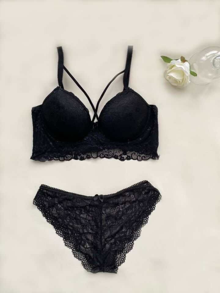 Kadın Dantelli Desteksiz Bralet Sütyen Takım SİYAH - 95