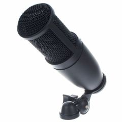 AKG P120 Stüdyo Condenser Mikrofon