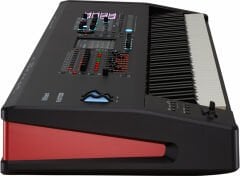 Roland FANTOM-8 Workstation Performans Klavyesi