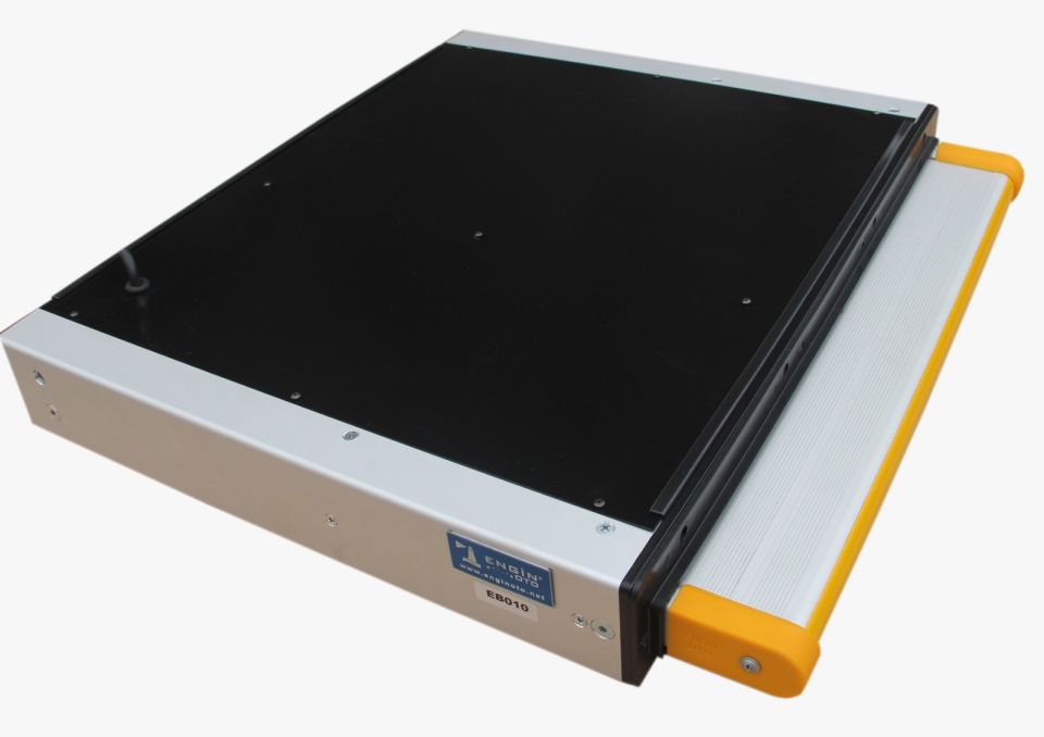 Ford Transit Automatic Electric Step / Aluminum Sliding