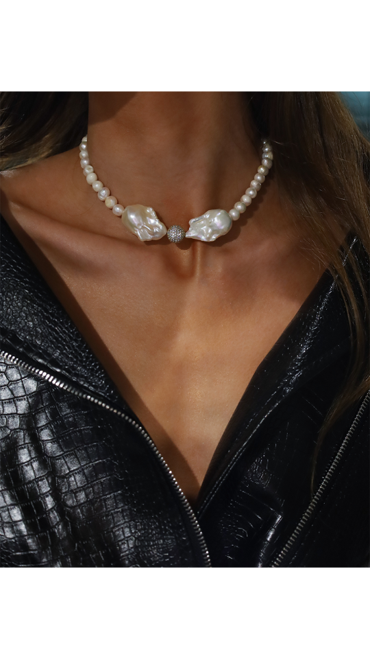 DOLCE PEARL NECKLACE