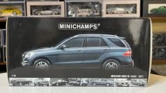 MINICHAMPS - MERCEDES BENZ - M-CLASS ML 2011