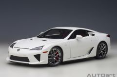 AUTOART - LEXUS - LFA COUPE 2012