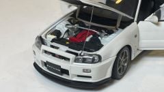 AUTOart Nissan SKYLINE GT-R R34 V-SPEC II