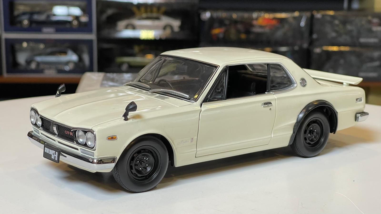 KYOSHO - Nissan Skyline 2000 GT-R (KPGC10)