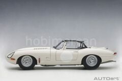 AUTOART JAGUAR E-TYPE COUPE LIGHTWEIGHT 1963